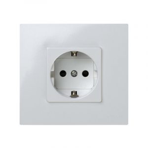 Base de enchufe schuko monobloc 16 A 250 V~ con disp. seguridad y sistema de embornamiento rápido Simon 27 Play